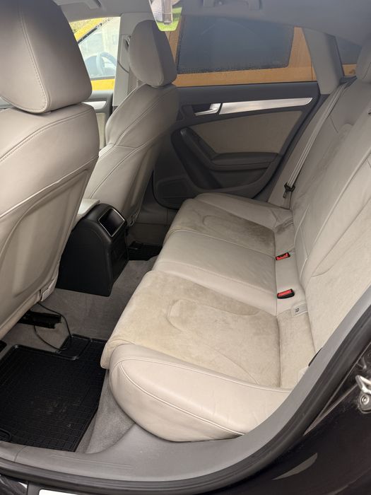Audi A5 2.0 . Automat . Xenon