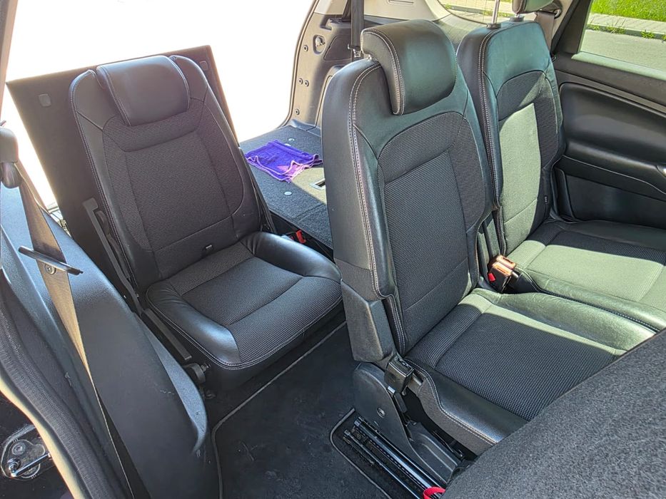 Ford s max  anul 2009  7 locuri