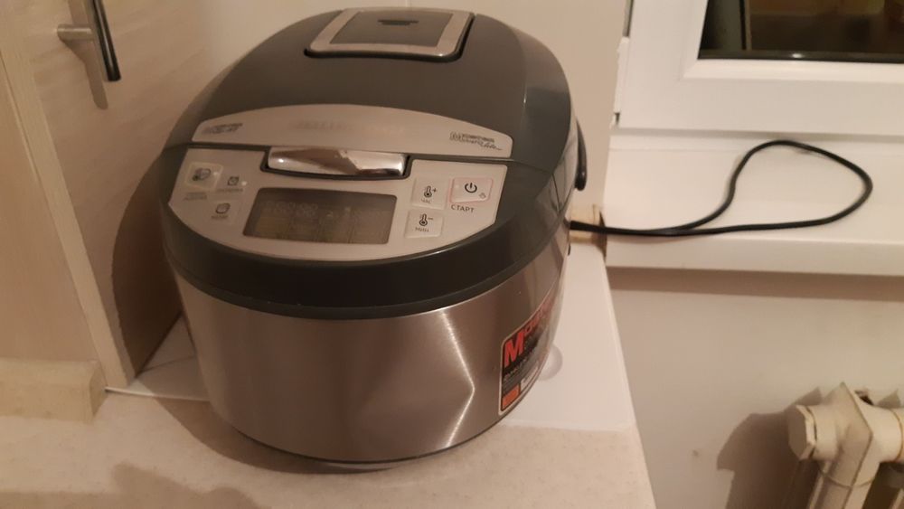 Мультиварка Redmond