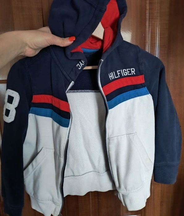 Hanorace Tommy Hilfiger 6-7 ani