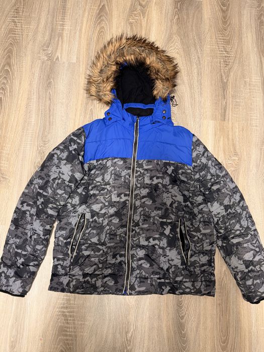 Куртка в хорошем состоянии