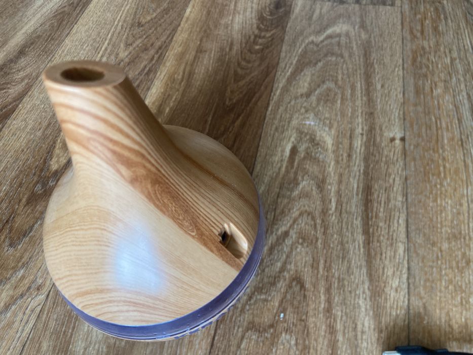 Светильник и воздухоочиститель