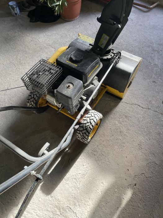 Бензинов Снегорин 4к.с.