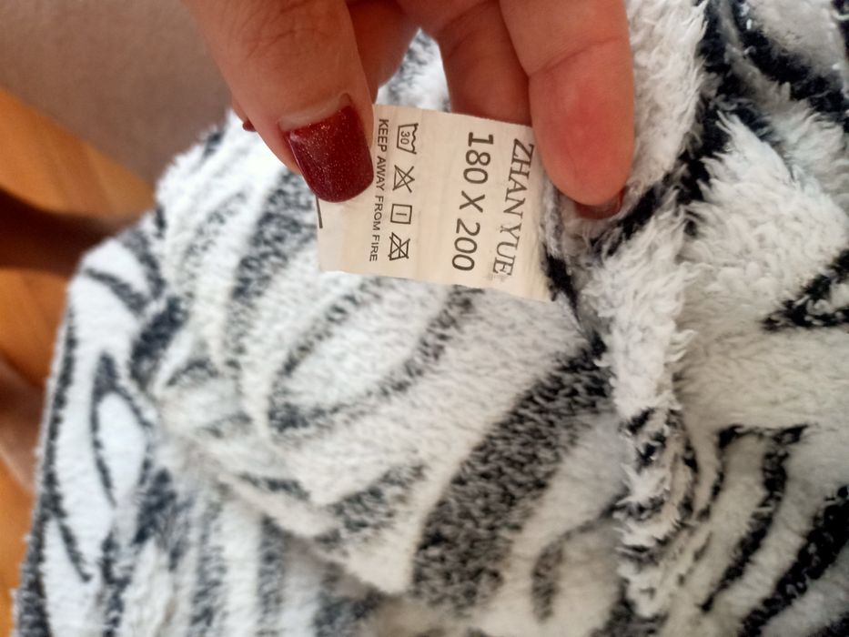 Продам покрывало в отличном состоянии