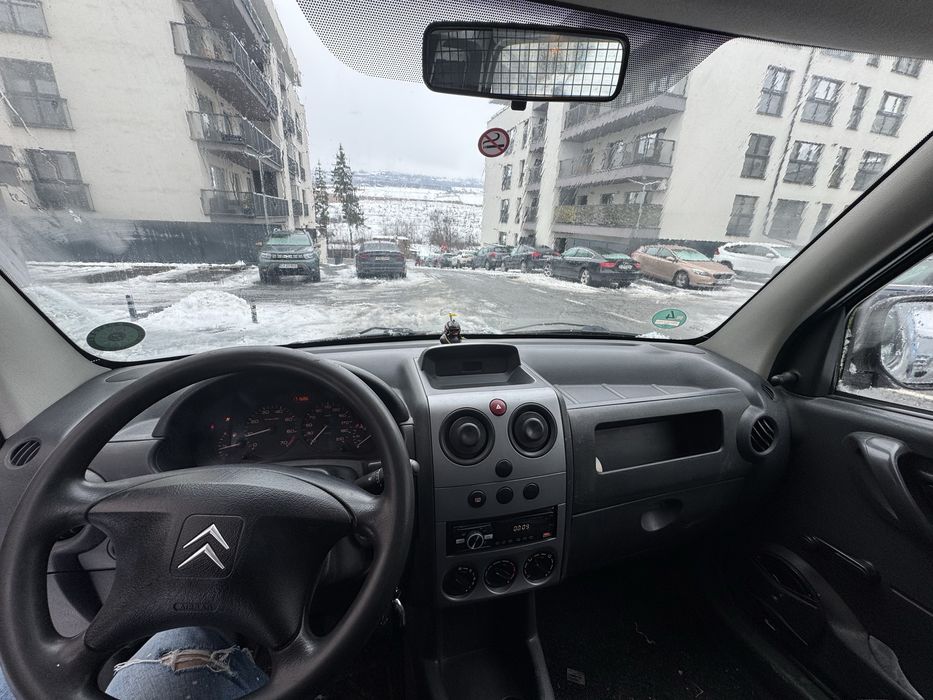 Vand citroen berlingo 2005 1.2 benzina schimb cu 4x4 (nu caddy combo)