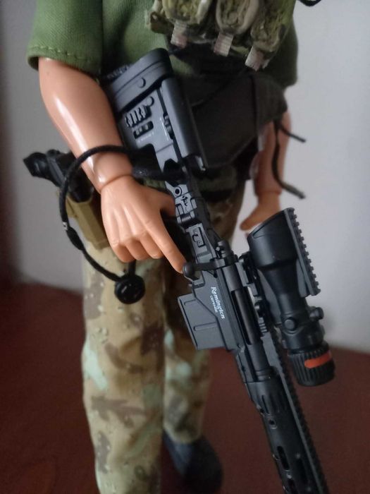 figurina action figure 30cm 1/6 soldat cu casca pusca luneta pistol
