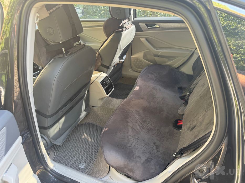 Volkswagen Sagitar