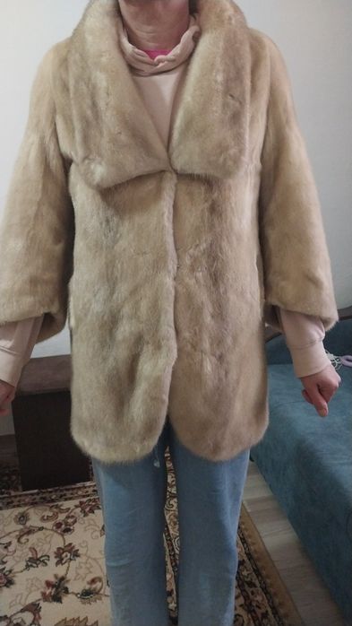 Норковая шуба 50000