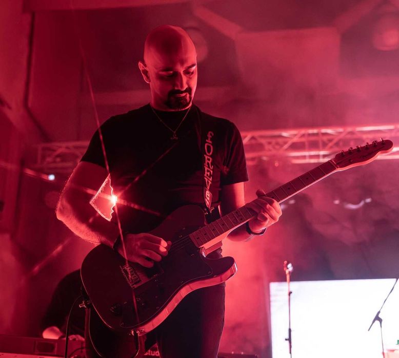 Meditatii chitara - Bucuresti sau online