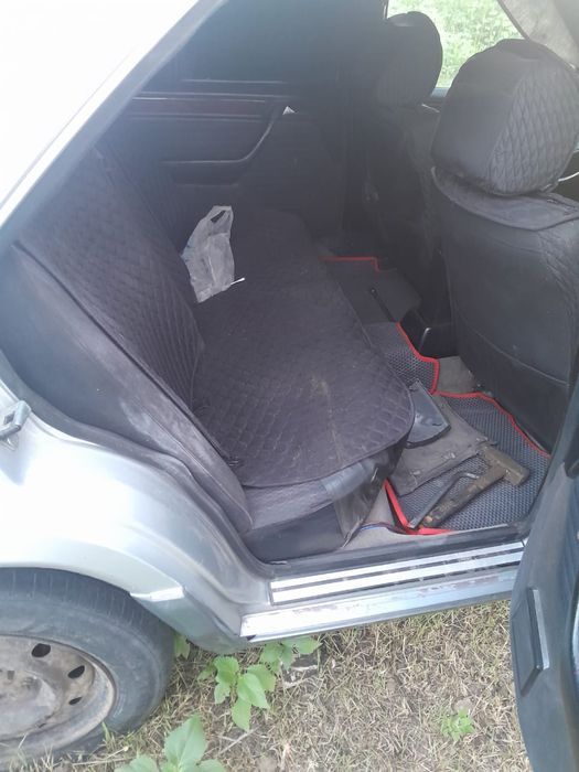 Запчасти на МЕРСЕДЕС Е220 W124