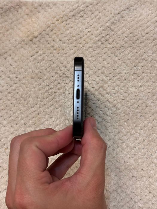 Iphone 16 pro 128gb 94%