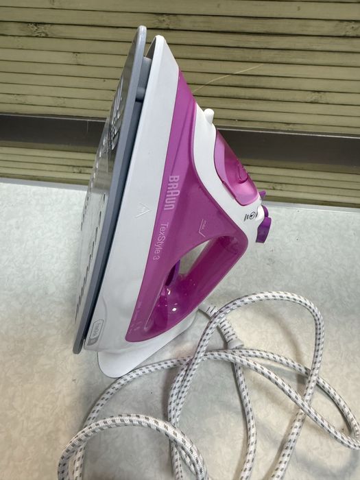 Парна ютия Braun Texstyle 3