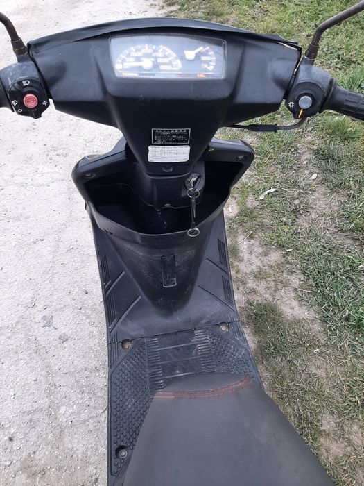 Продавам скутер ямаха joi.50.