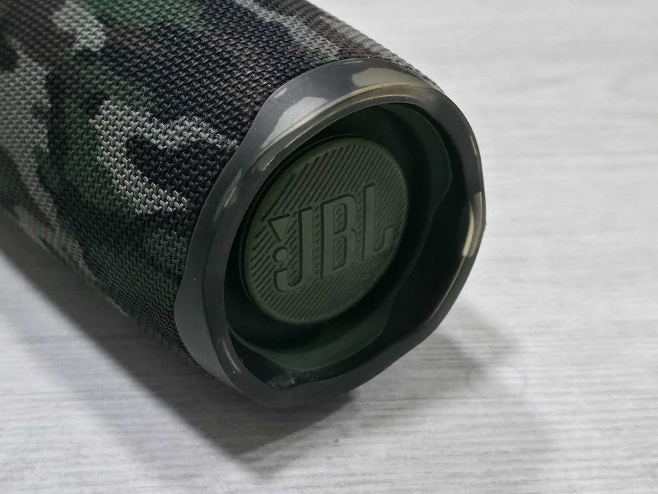 Bluetooth колона JBL Charge 4 камуфлаж