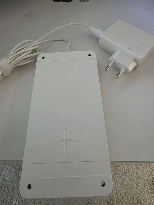 sjomarke / SJÖMÄRKE Безжично зарядна за невидим монтаж