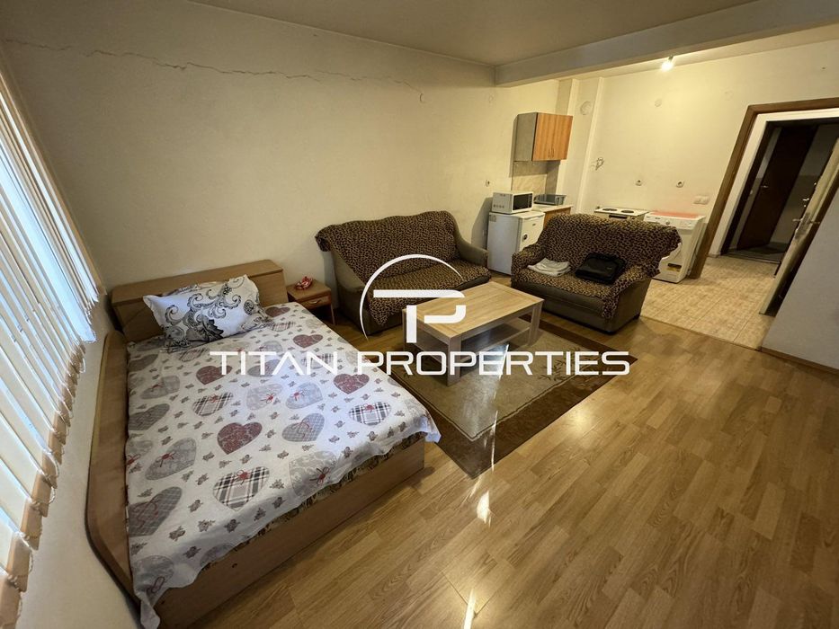 Дава се под наем Едностаен апартамент в Пловдив, Център - 49 кв.м за 300 € - Снимка #1