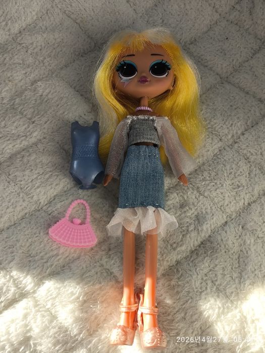 Лол кукла модель lol