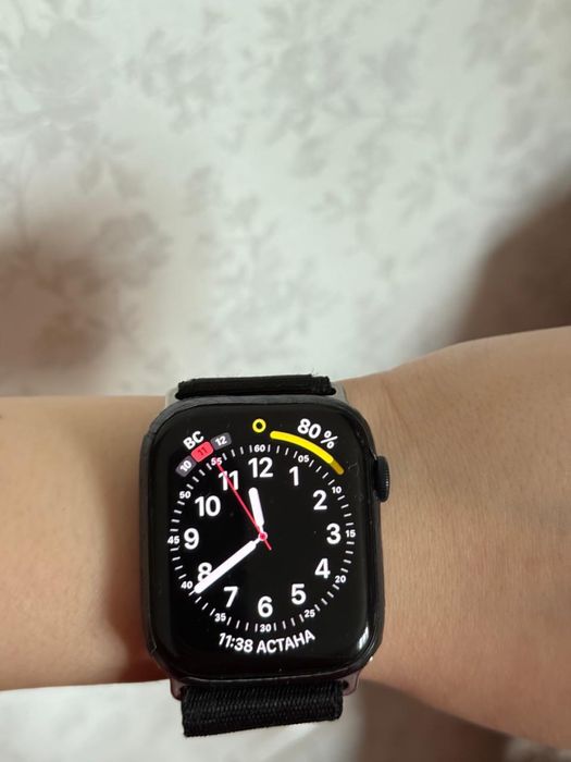 Продается Apple watch 8 серии