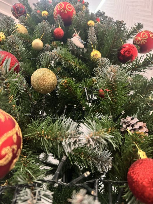 Продам новогоднюю ёлку