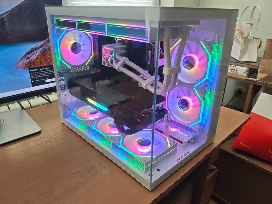Геймърски компютър, Ryzen 9600x, Rx 6800xt, 32gb DDR5, 1tb Nvme, 850W, с водно охлаждане