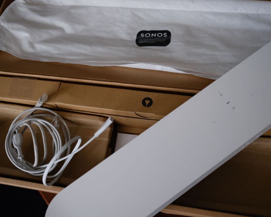 Sonos Beam Gen 1, саундбар, soundbar, безжична тонколона, Smart Soundbar, Wi-Fi, AirPlay 2, HDMI ARC, бял