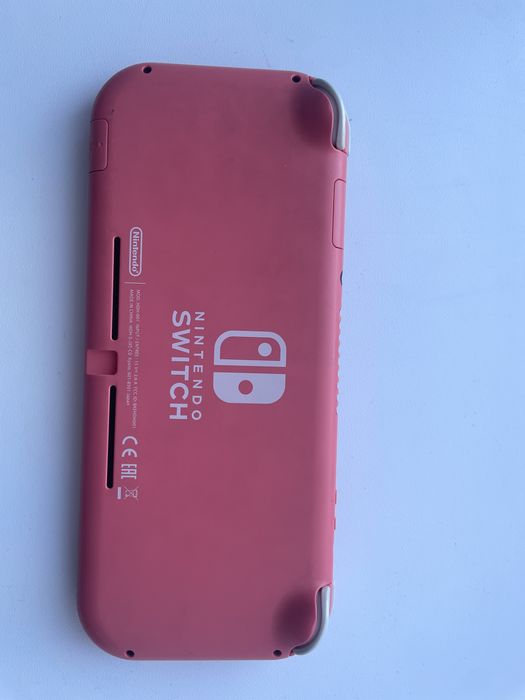 Nintendo Switch Lite Coral