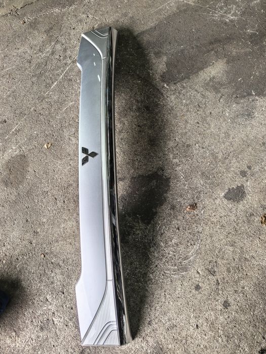 Стоп/Стопове/Лайстна за заден капак за, Mitsubishi Outlander II