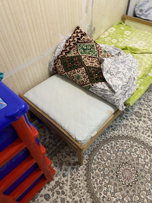 Детский кровать с матрасом