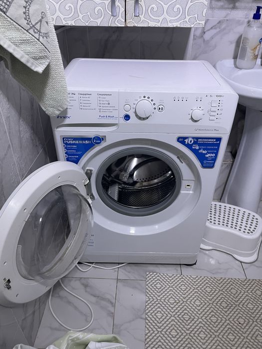 Продам стиральную машину