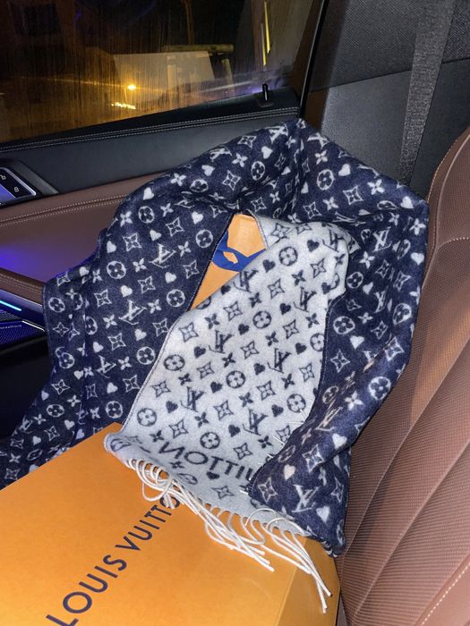 Esarfa originala Louis Vuitton din lână noua