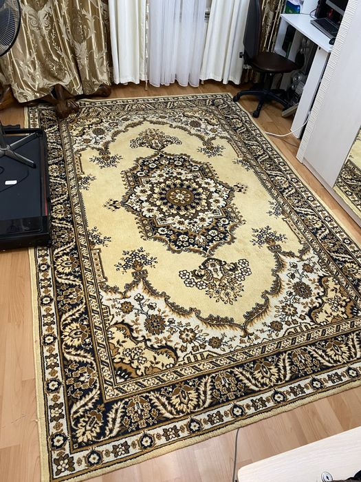 Кілем қалың сатылады