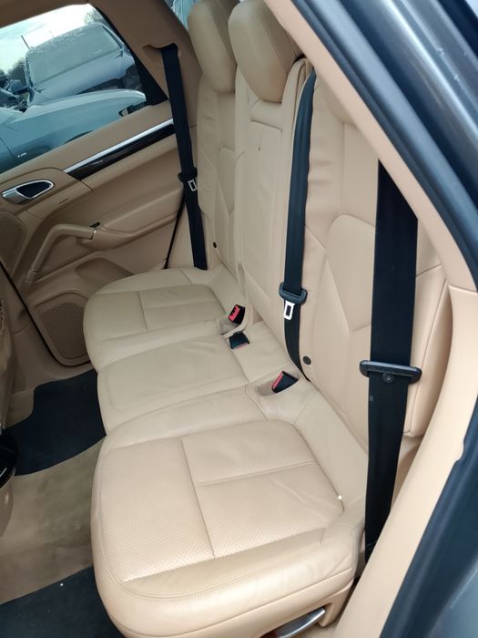 Porsche Cayenne 3.0 TDI ,CAS 240.к.с. ,голяма панорама ,2013.г. ,