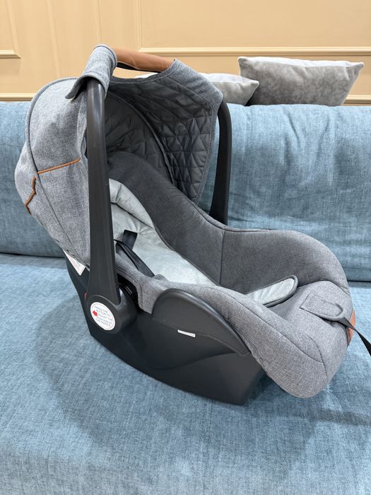 Коляска для младенцев