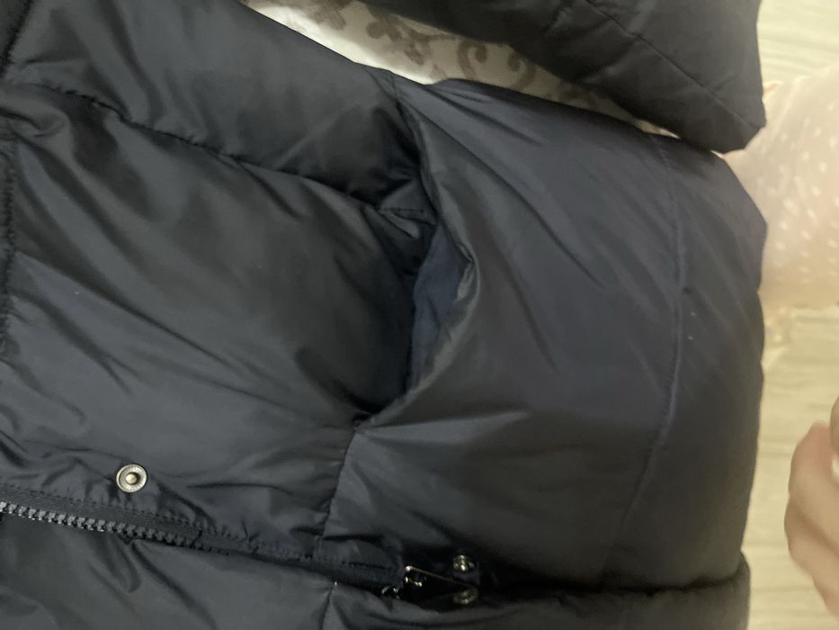 Продаю зимний пуховик
