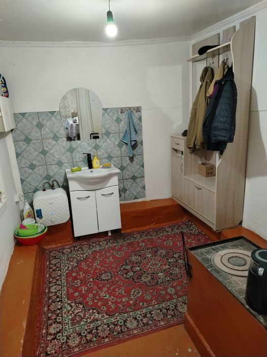 Продам 3 комн дом. Район каз края.
