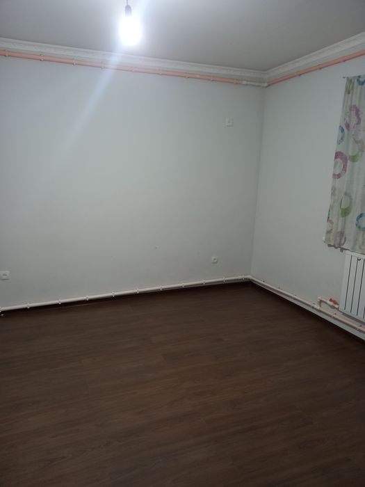 Sirdaryo shaxar sobir raximovda kotej sotiladi arzon va zudlik bilan