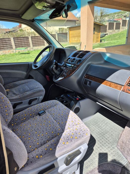 Dezmembrez Mercedes V Class Vito  Motor   2.2 Euro 3 Radiat