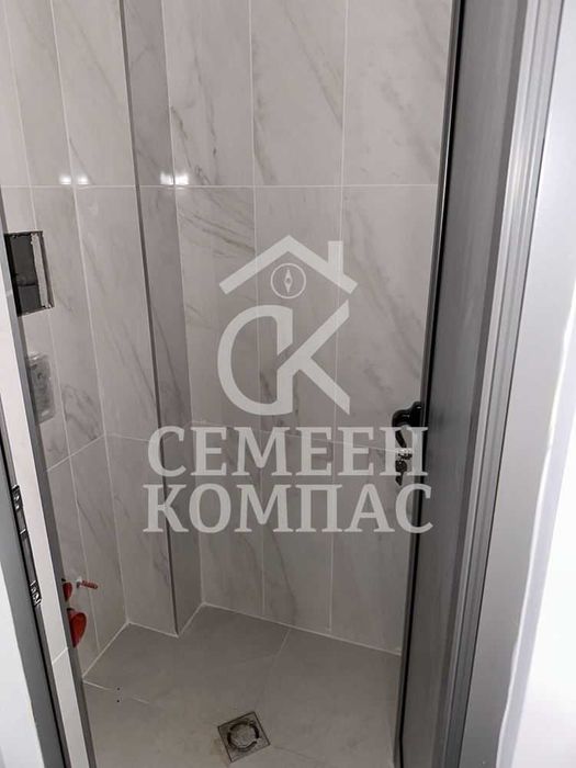 Дава се под наем Офис в Пловдив, Кючук Париж - 221 кв.м за 1800 € - Снимка #7