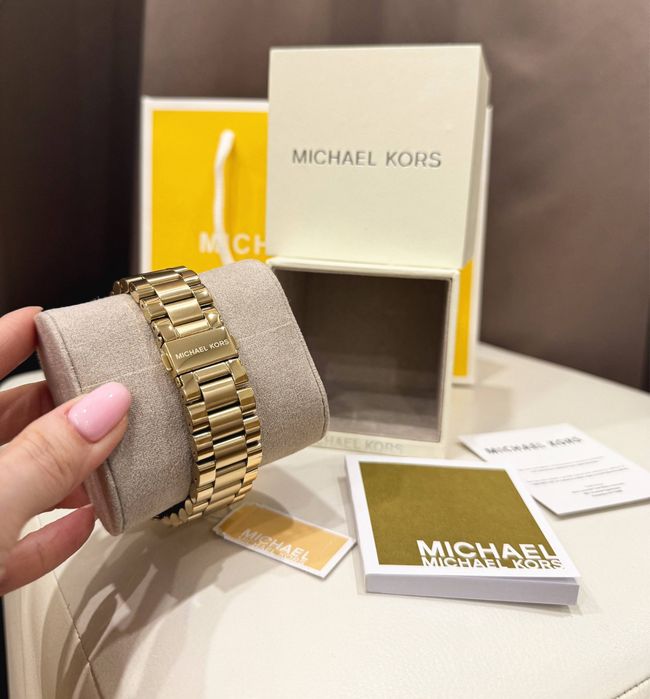 Новые часы Micheal Kors