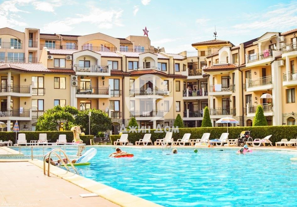 Продава се Тристаен апартамент в к.к. Слънчев бряг - 105 кв.м за 704 €/кв.м - Снимка #8