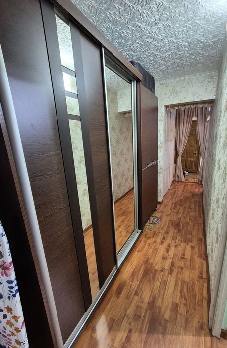 APARTAMENT  3 camere, Et. 2