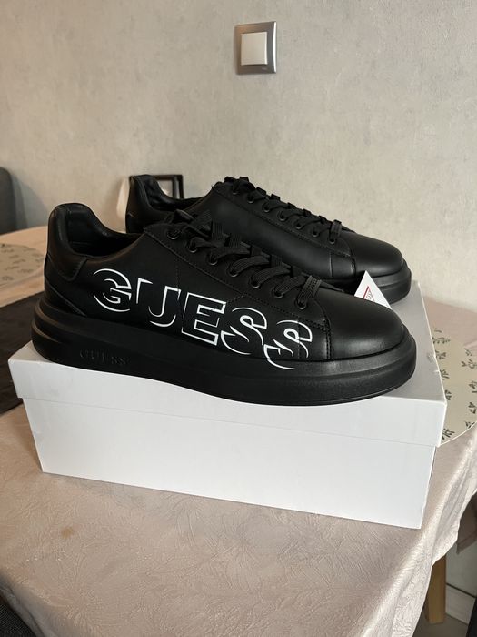 Оригинални мъжки кецове GUESS – Black Premium Edition | Нови с кутия