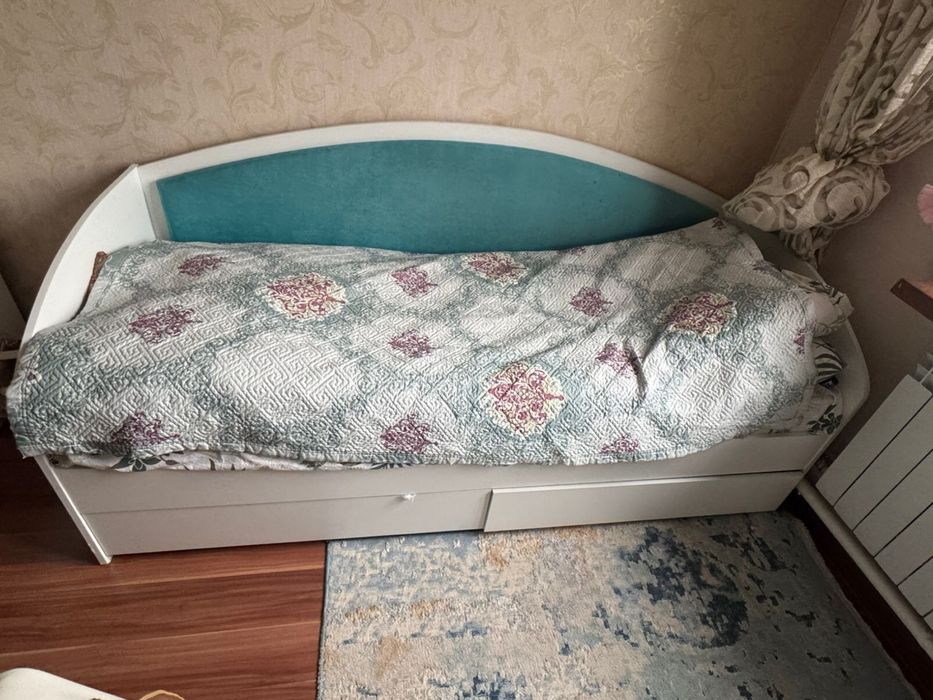 Кровать односпальняя