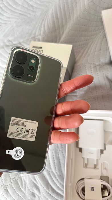 Продам телефон Oppo Reno 14F