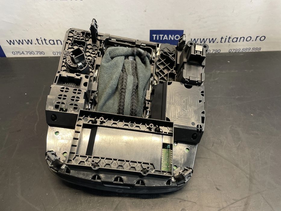 Consola centrala Audi A6 Allroad C7 2013 cod 4G1919610B