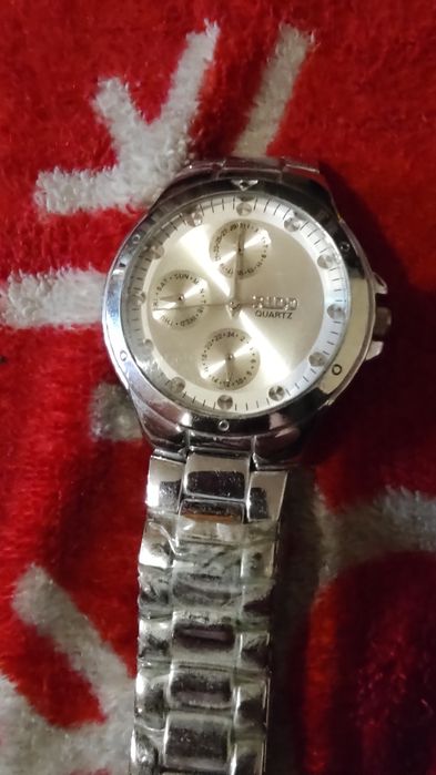 Vand ceasuri Quartz și mecanice rusești