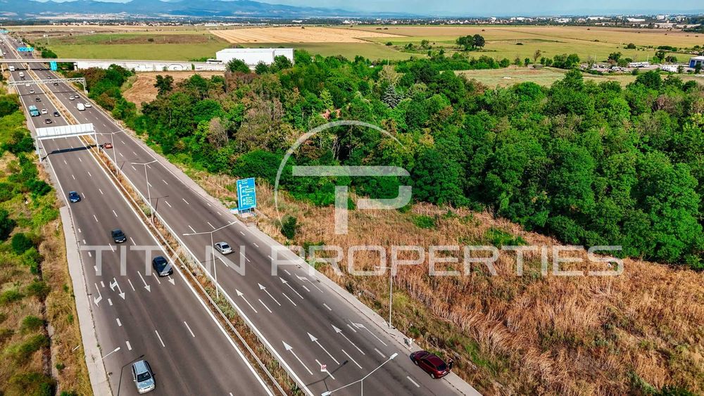 Парцел за продажба в с. Мрамор