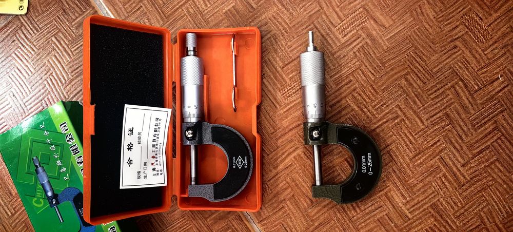 штангенциркули и индикатор