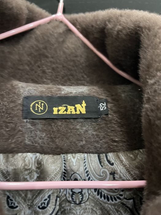 Продам дубленку длинный размер 52.цена 5000тг