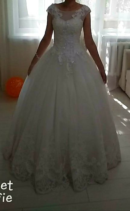 Продам свадебное платье